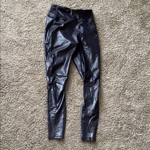 BOMBSHELL SPORTSWEAR